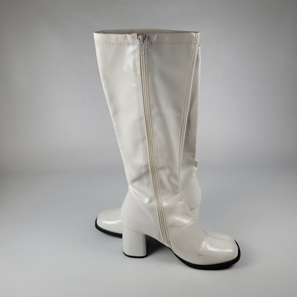 Funtasmas Women's Gogo300 Wide Calf White Boots Patent Leather Size 7 - Picture 4 of 12